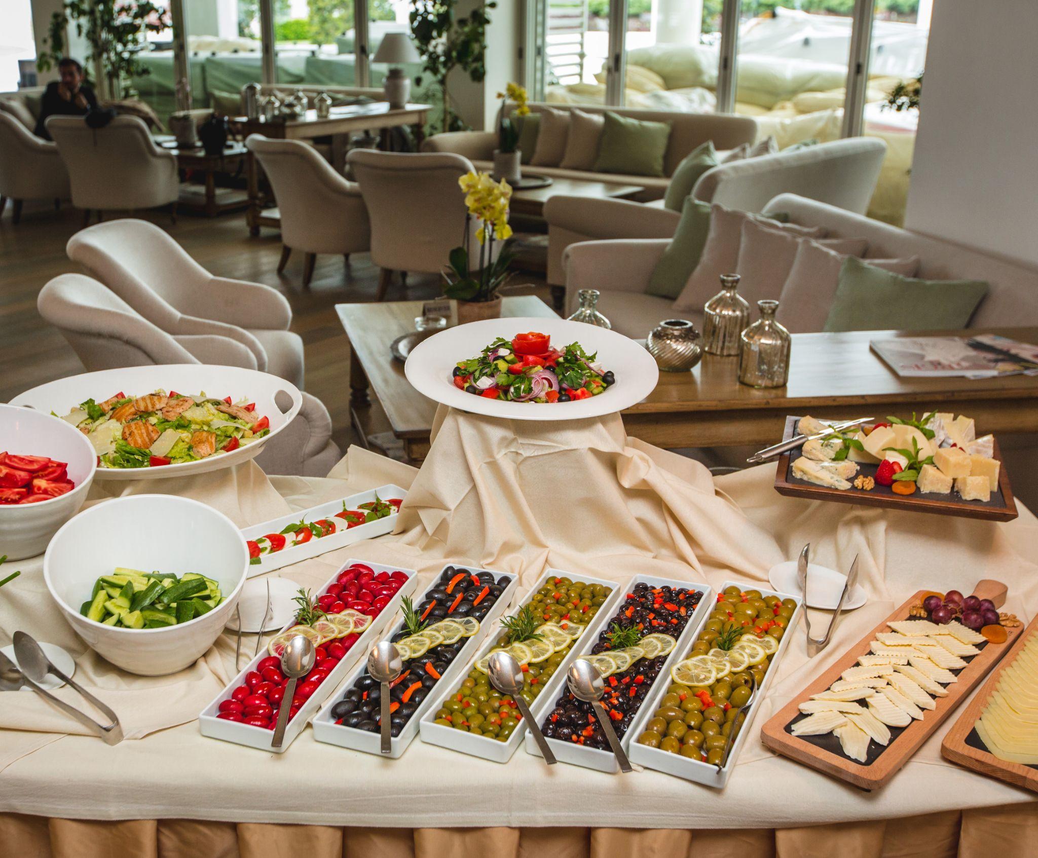 Breakfast Catering Ideas for Corporate Meetings