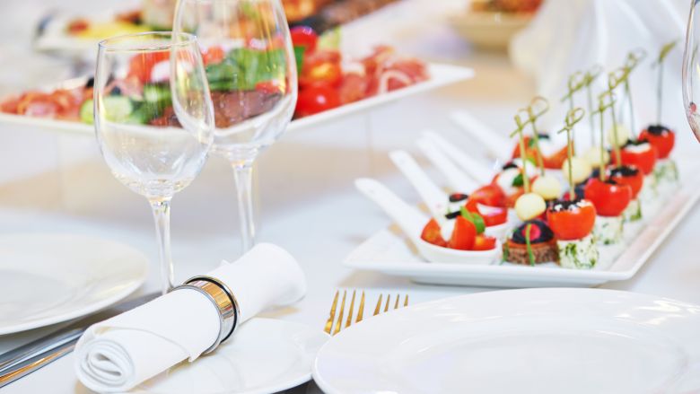 10 Benefits of Hiring a Corporate Catering For Your Business