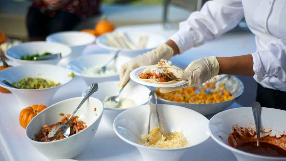 What to Expect When Hiring Small Party Caterers in Bangalore?