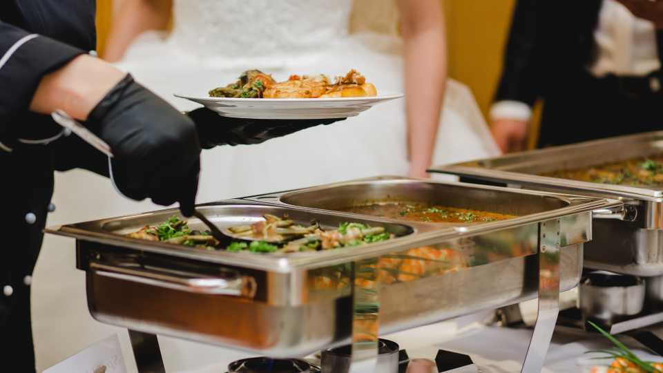 How Do Food Caterers in Bangalore Cater to Diverse Tastes?