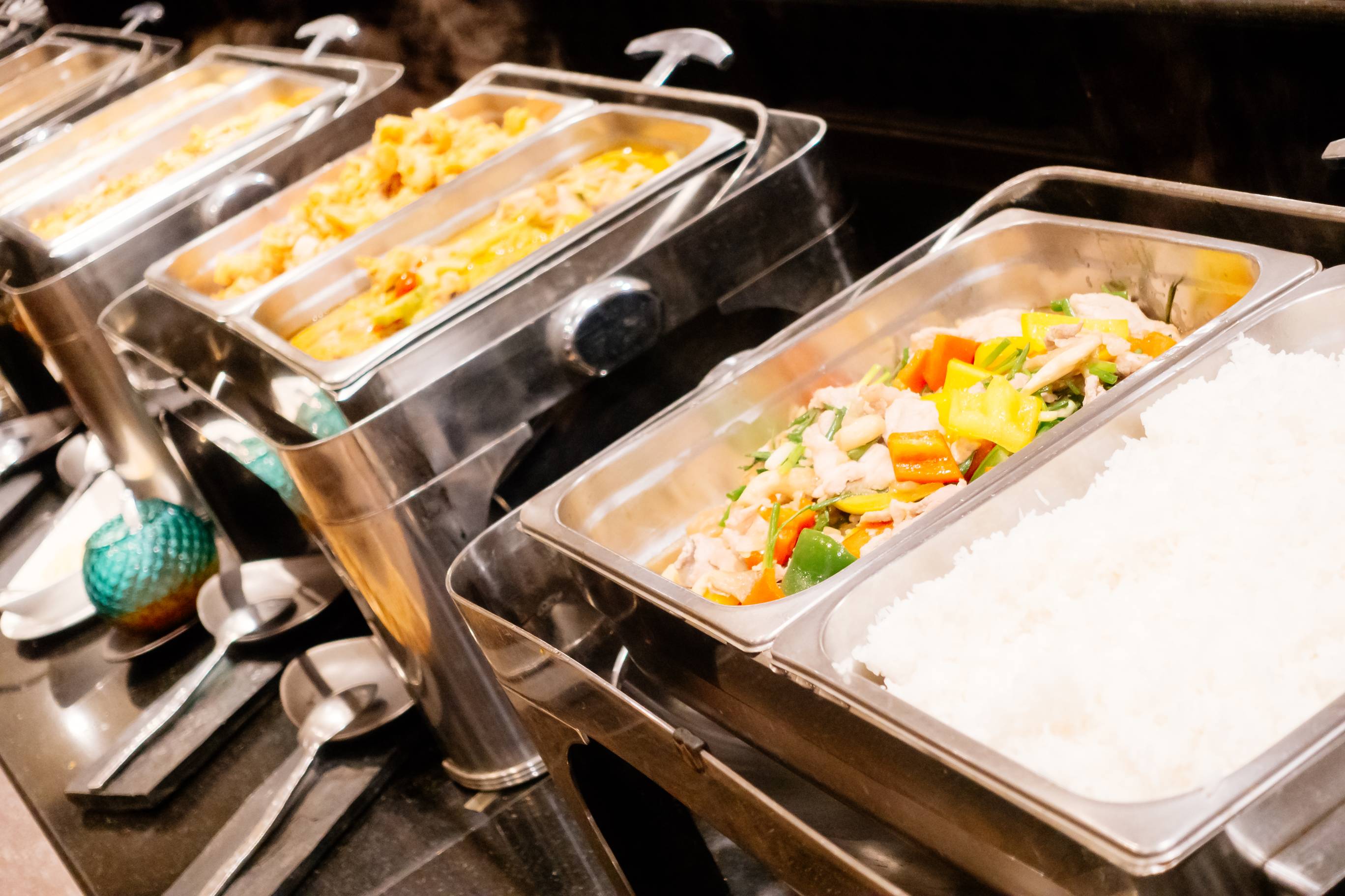 How You Can Benefit By Hiring a Corporate Caterer For Business Events?