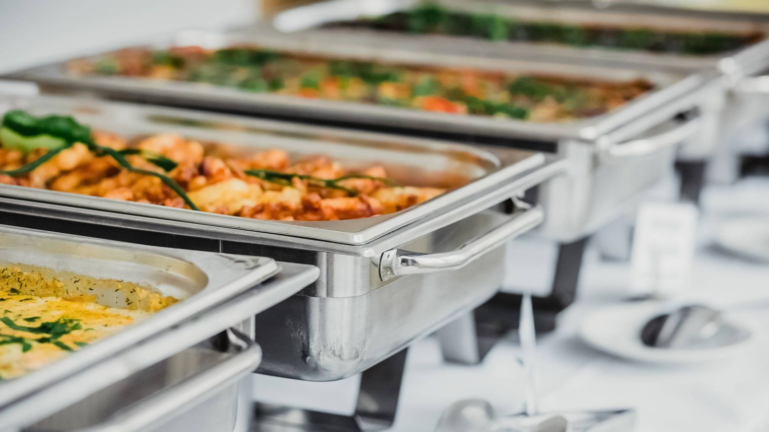 What are the Common Mistakes to Avoid When Choosing a Catering Services?