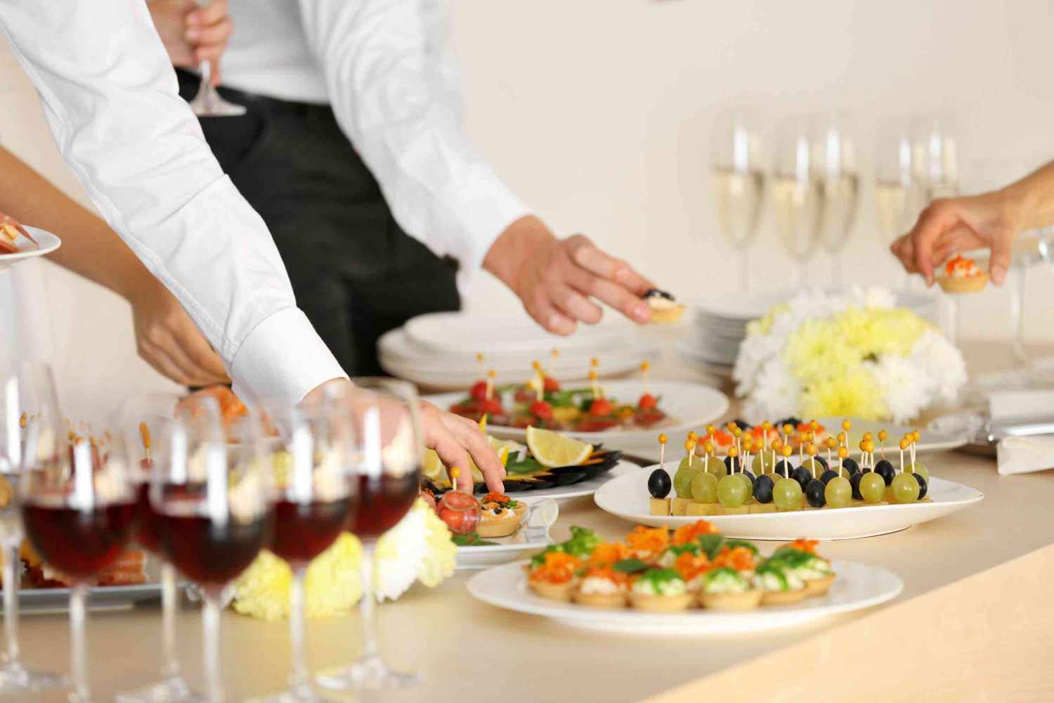 What to look for in your small party catering?
