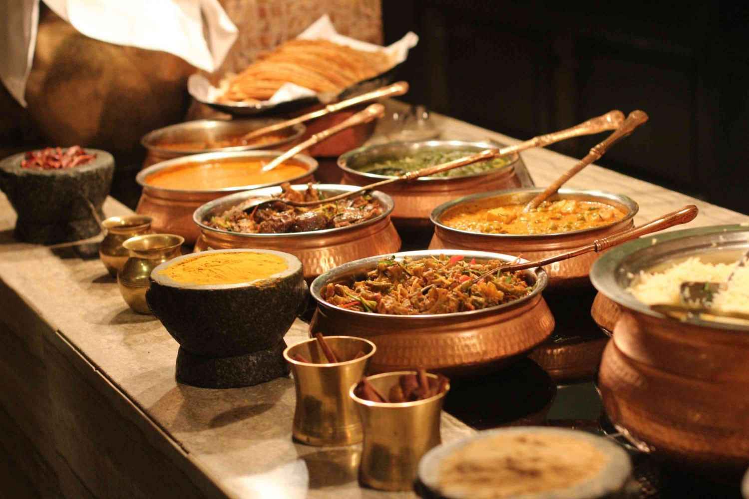 What to look for in your small party catering?